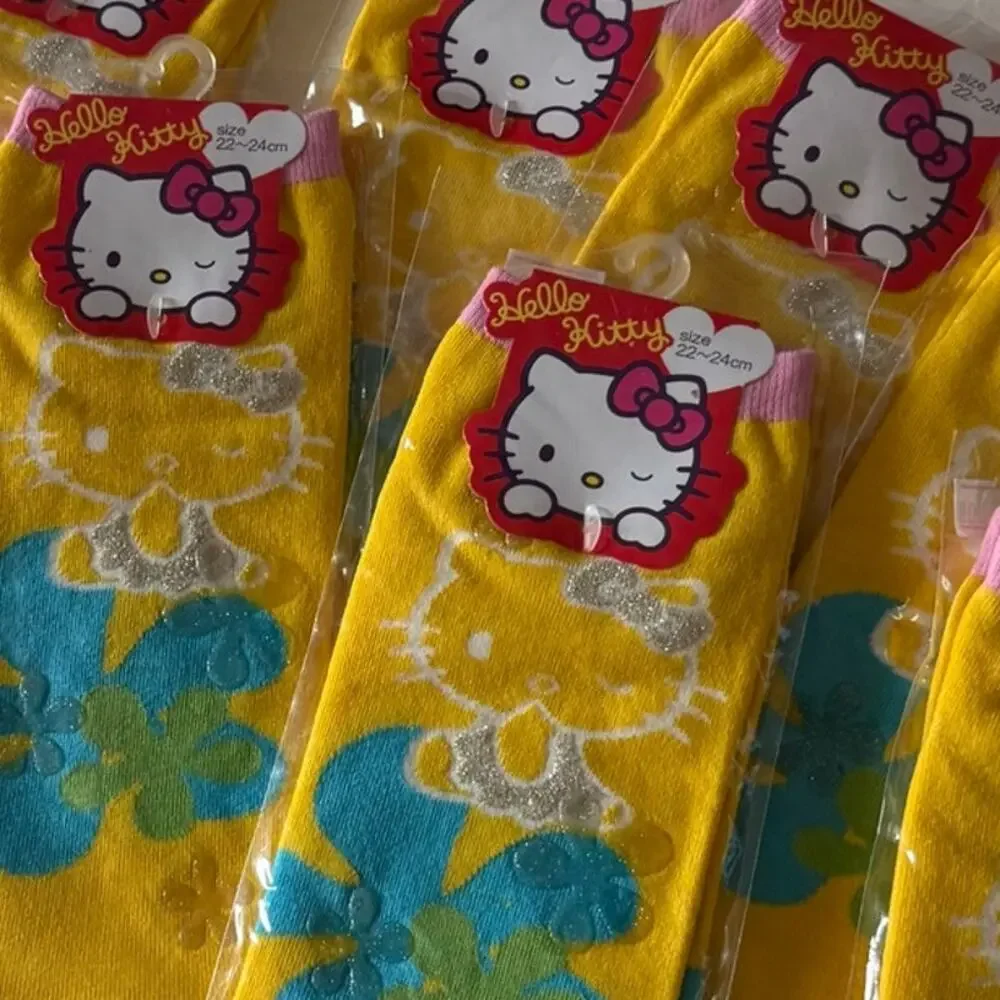 Sanrio Hello Kitty Yellow Tropical Floral Socks NEW 22-24cm